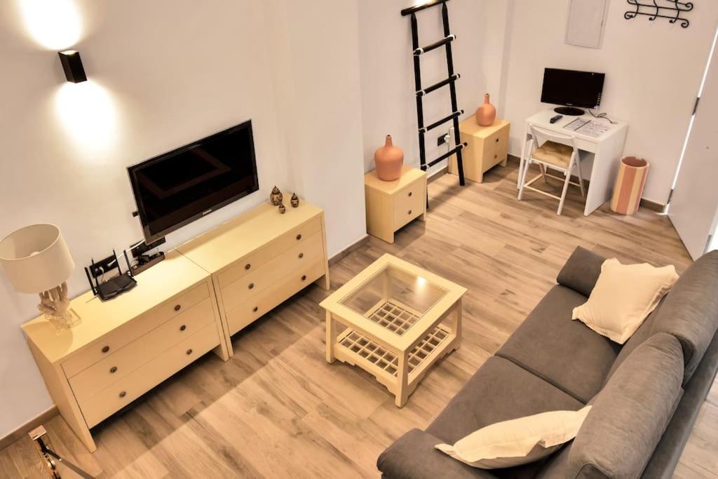 Moderno Loft En El Corazon Historico De Estepona - Casa Pepita 17 외부 사진